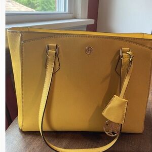 Tory Burch purse